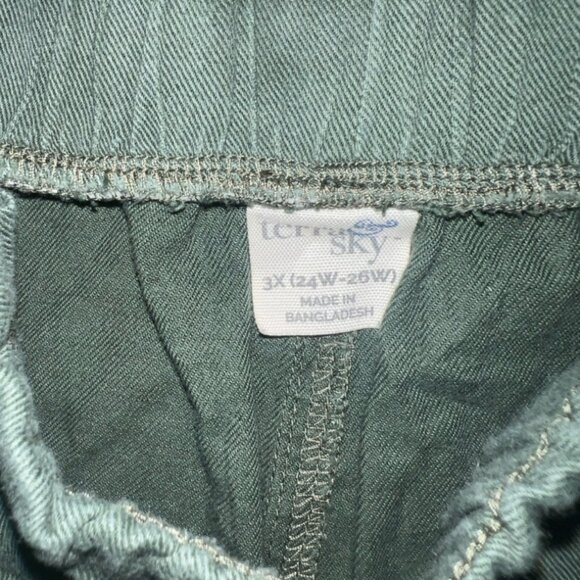 Terra & Sky Women 3XL (24w-26w) Olive Green Pull On Pocket Ruffle Top Belt Short - Picture 7 of 8